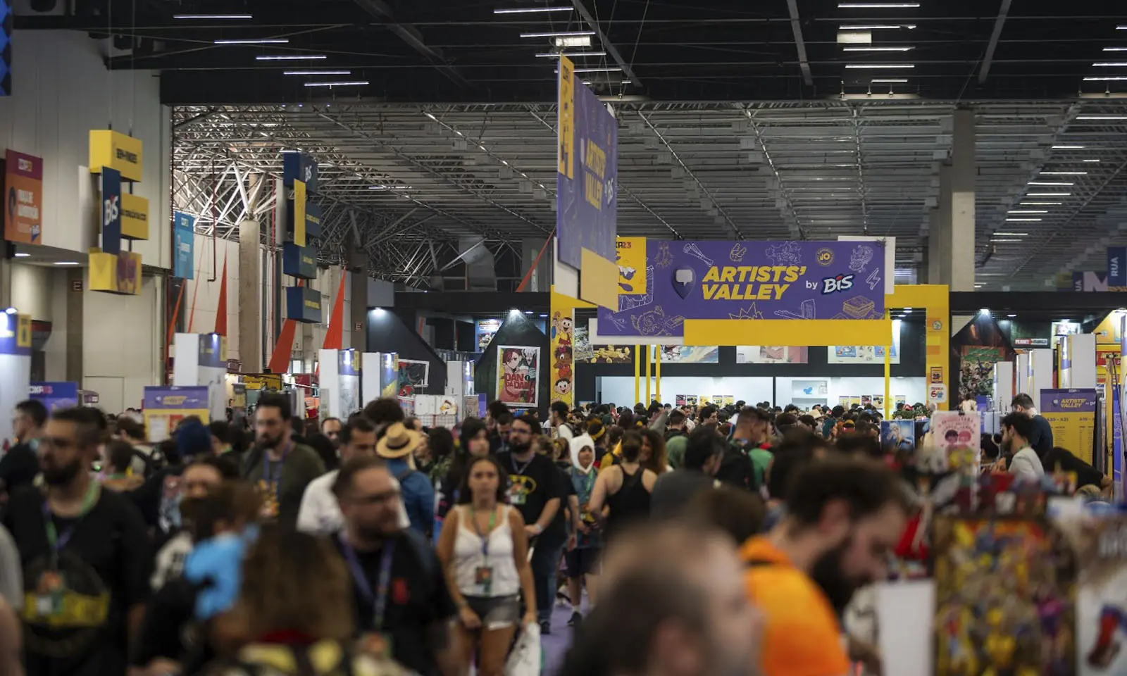 CCXP24 anuncia valores do 2º lote de ingressos e dois quadrinistas para o Artists’ Valley